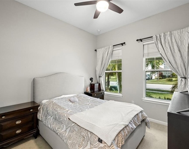 5213 Horizon Cove - Photo Thumbnail 20
