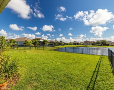 5213 Horizon Cove - Photo Thumbnail 27