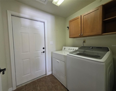 15532 Chamberlain Boulevard - Photo Thumbnail 6