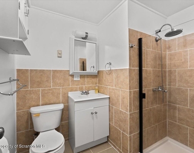 3528 Peak Drive - Photo Thumbnail 19