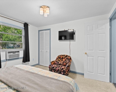 3528 Peak Drive - Photo Thumbnail 15
