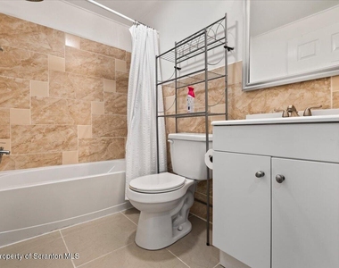 3528 Peak Drive - Photo Thumbnail 10