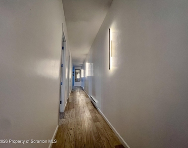 383 E Saylor Avenue - Photo Thumbnail 1