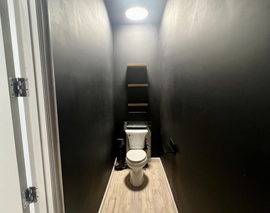 383 E Saylor Avenue - Photo Thumbnail 11