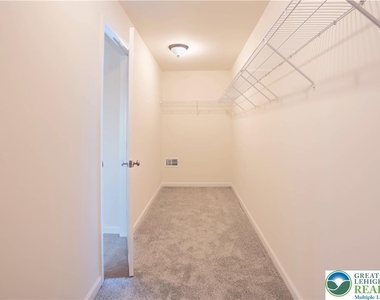 3740 Samantha Lane - Photo Thumbnail 20