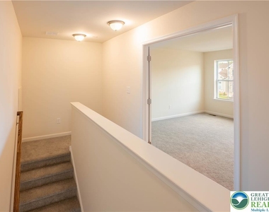 3740 Samantha Lane - Photo Thumbnail 12