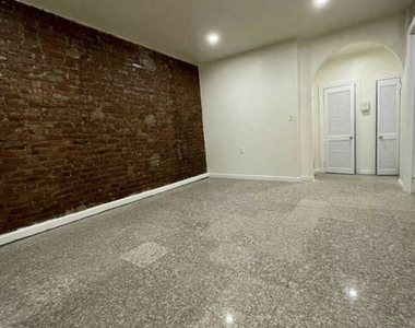 551 2nd Avenue - Photo Thumbnail 1