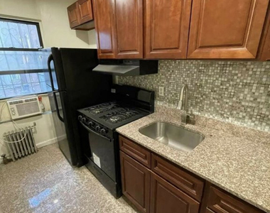 551 2nd Avenue - Photo Thumbnail 6