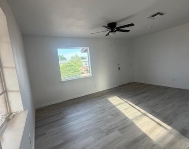 9523 Charleston Street - Photo Thumbnail 3
