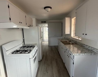 9523 Charleston Street - Photo Thumbnail 6
