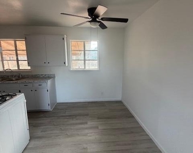 9523 Charleston Street - Photo Thumbnail 4