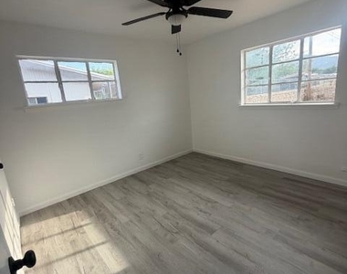 9523 Charleston Street - Photo Thumbnail 13