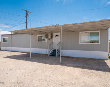 8335 Roseway Drive - Photo Thumbnail 3