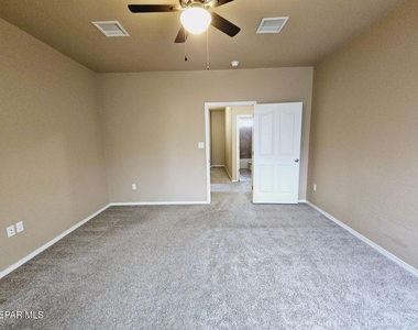 12185 Copper Valley Lane - Photo Thumbnail 16