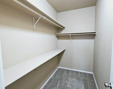 12185 Copper Valley Lane - Photo Thumbnail 24