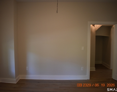 402 Main Street - Photo Thumbnail 13