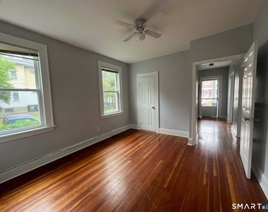 415 Willow Street - Photo Thumbnail 15