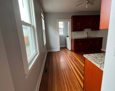 415 Willow Street - Photo Thumbnail 9