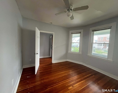 415 Willow Street - Photo Thumbnail 11