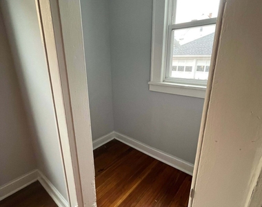 415 Willow Street - Photo Thumbnail 8