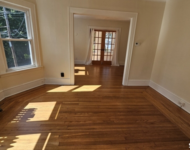15 Bragaw Street - Photo Thumbnail 1