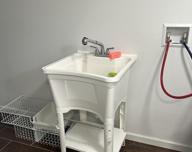 80 Alexander Avenue - Photo Thumbnail 26