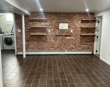 80 Alexander Avenue - Photo Thumbnail 30