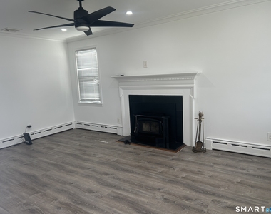 80 Alexander Avenue - Photo Thumbnail 4
