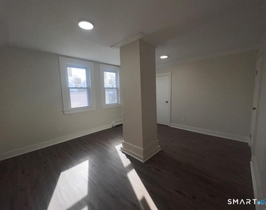 44 Laurel Court - Photo Thumbnail 14