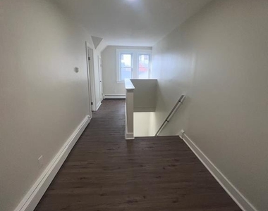 44 Laurel Court - Photo Thumbnail 13