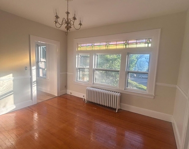 24 Monroe Street - Photo Thumbnail 4