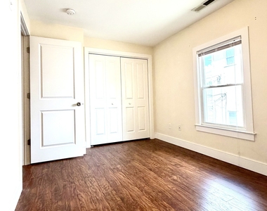 18 Center Street - Photo Thumbnail 21