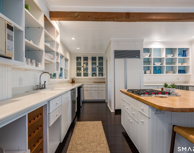 118 Middle Beach Road - Photo Thumbnail 13