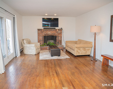 100 White Birch Drive - Photo Thumbnail 11