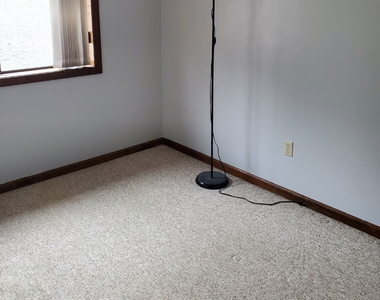 33 Baxter Road - Photo Thumbnail 4