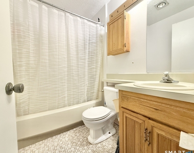 34a Padanaram Road - Photo Thumbnail 9