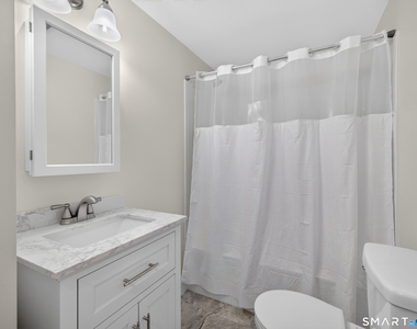 1039 North Road - Photo Thumbnail 14