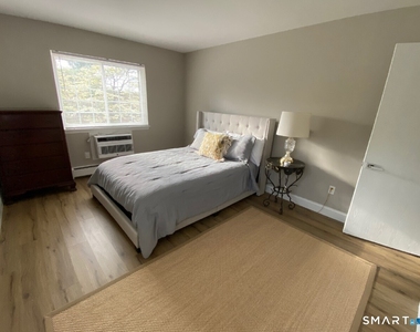 6 Canterbury Court - Photo Thumbnail 8