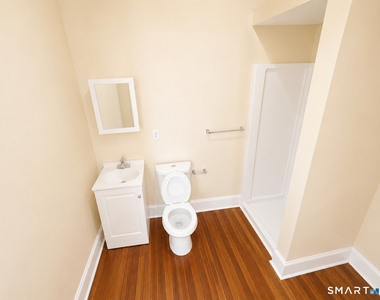 105 Bank Street - Photo Thumbnail 5