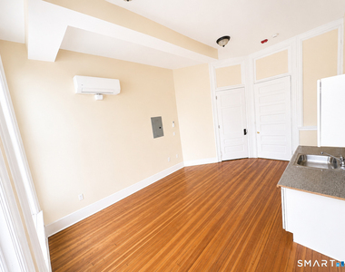 105 Bank Street - Photo Thumbnail 3