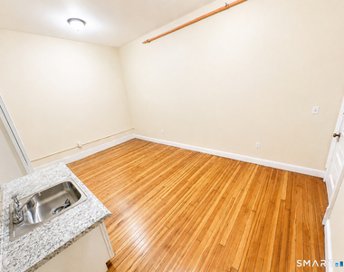 105 Bank Street - Photo Thumbnail 3