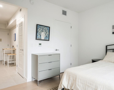 975 Nostrand Avenue - Photo Thumbnail 3