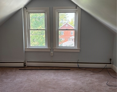 960 S Braddock Ave - Photo Thumbnail 12