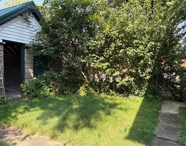 960 S Braddock Ave - Photo Thumbnail 2