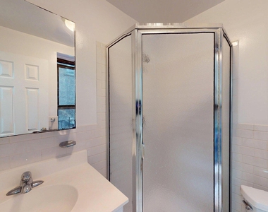 516 East 80th Street  - Photo Thumbnail 3