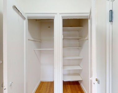 401 East 58th Street - Photo Thumbnail 2