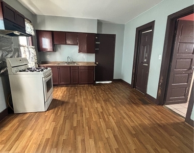 408 Koons Avenue - Photo Thumbnail 1