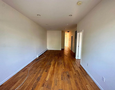 72 Buffalo Avenue - Photo Thumbnail 4