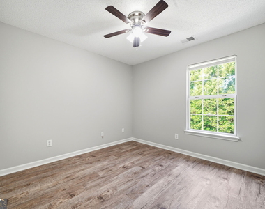 5682 Lawley Drive - Photo Thumbnail 28