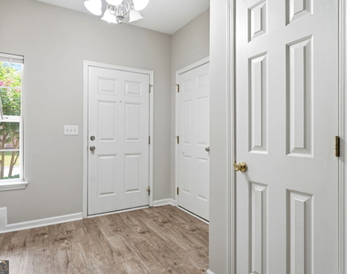 5682 Lawley Drive - Photo Thumbnail 3